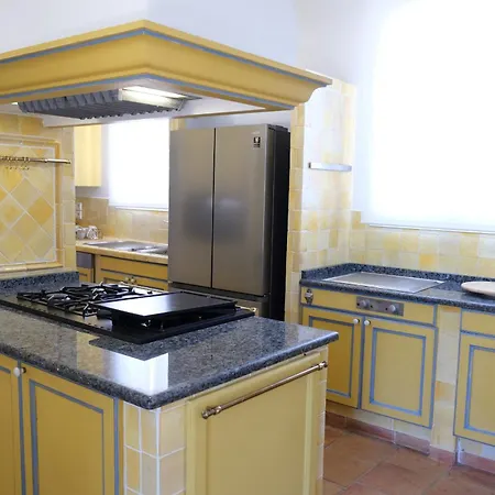 Superb Prestige With Indoor Heated Swimming Pool, Seminar And Tennis Court In Mouries, In The Alpilles In Provence - 16 People Country house Mouries